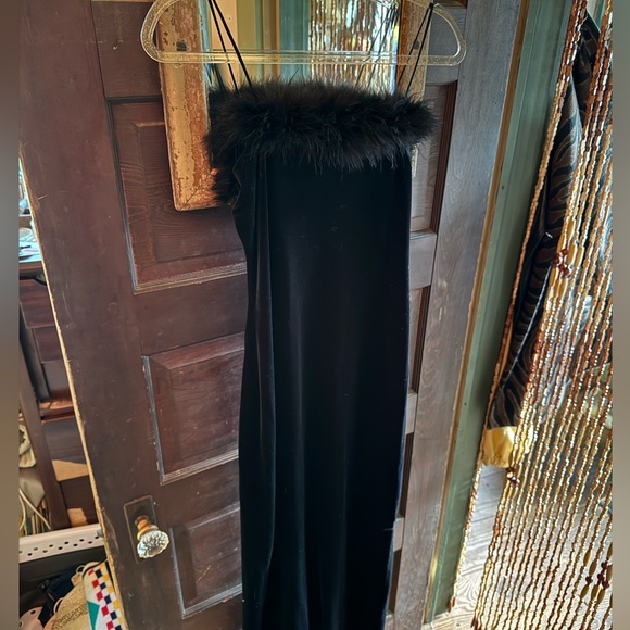 Vintage 90s Feather Trim Velvet Gown - Picture 3 of 6